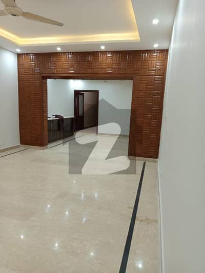 جی ۔ 9/4 جی ۔ 9,اسلام آباد میں 6 کمروں کا 10 مرلہ مکان 3.0 لاکھ میں کرایہ پر دستیاب ہے۔