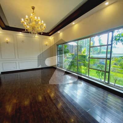 1 Kanal Beautiful Design Luxurious House For Sale In DHA Phase 4 | For Discounted Price And Original Pictures Download The App "Signature Lands".