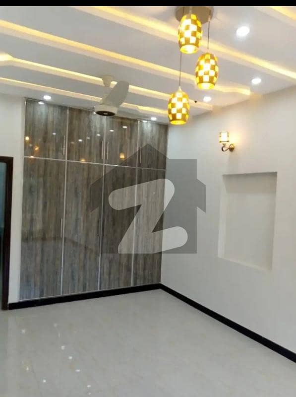 ڈی ۔ 12 اسلام آباد میں 4 کمروں کا 4 مرلہ مکان 1.5 لاکھ میں کرایہ پر دستیاب ہے۔