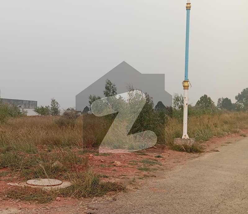 ای ۔ 18 اسلام آباد میں 1 کنال رہائشی پلاٹ 87.0 لاکھ میں برائے فروخت۔ ای ۔ 18 اسلام آباد میں 1 کنال رہائشی پلاٹ 87.0 لاکھ میں برائے فروخت۔