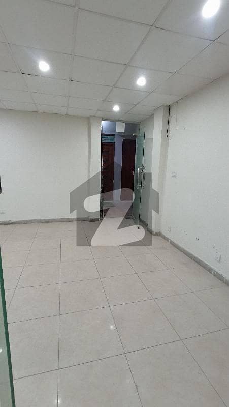 ایف ۔ 10 مرکز ایف ۔ 10,اسلام آباد میں 2 مرلہ دفتر 85.0 ہزار میں کرایہ پر دستیاب ہے۔