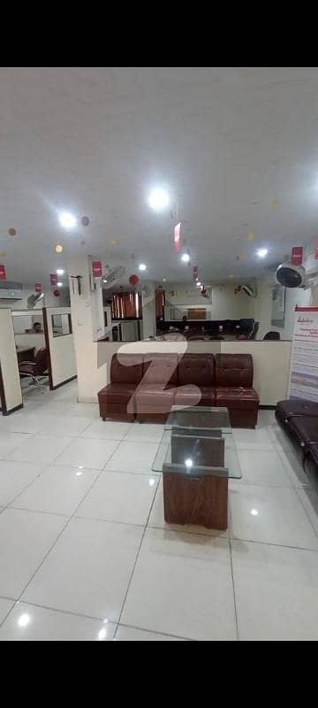 بلیو ایریا اسلام آباد میں 7 مرلہ دفتر 3.5 لاکھ میں کرایہ پر دستیاب ہے۔