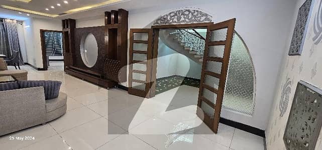 5400 Sq. Ft. House For Sale I-8 Islamabad Kachnar Park in 21 Crores Only
