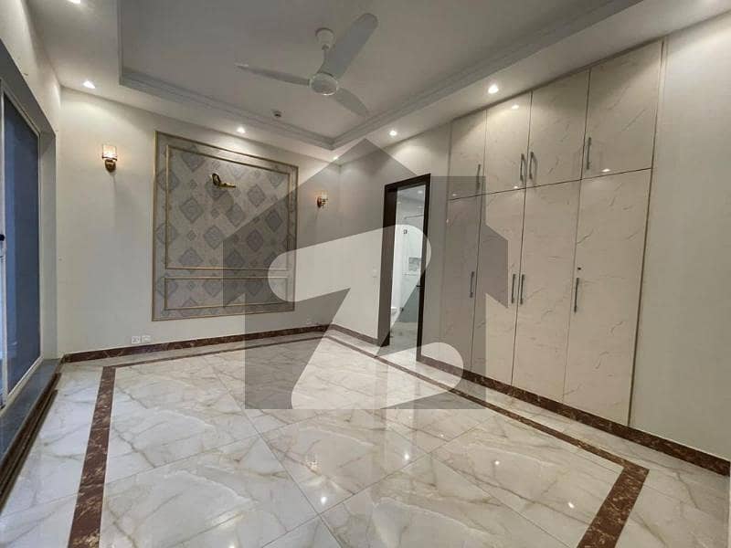 10 Marla House With Excellent Condition 10 Marla House With Excellent Condition