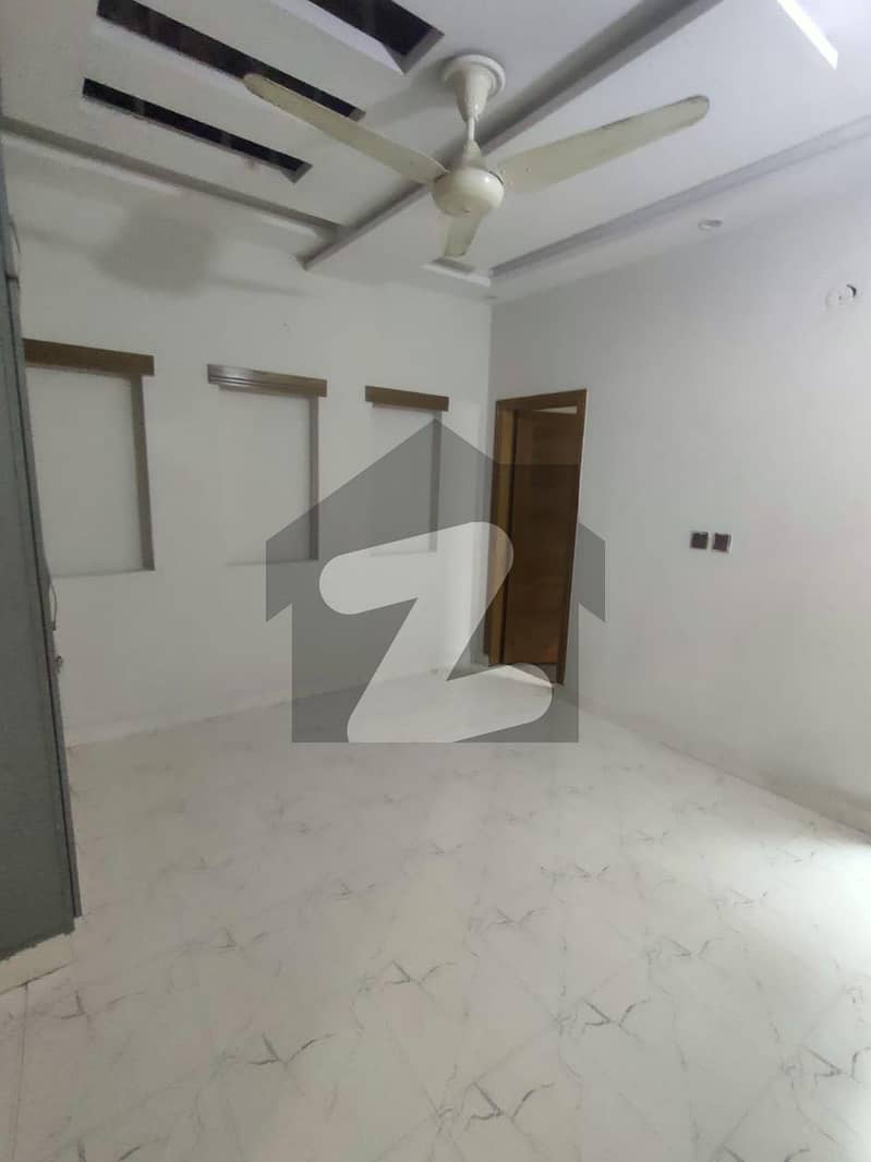 جوبلی ٹاؤن لاہور میں 5 کمروں کا 5 مرلہ مکان 90.0 ہزار میں کرایہ پر دستیاب ہے۔ جوبلی ٹاؤن لاہور میں 5 کمروں کا 5 مرلہ مکان 90.0 ہزار میں کرایہ پر دستیاب ہے۔