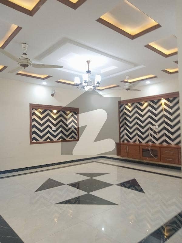 جی ۔ 13 اسلام آباد میں 5 کمروں کا 7 مرلہ مکان 1.6 لاکھ میں کرایہ پر دستیاب ہے۔ جی ۔ 13 اسلام آباد میں 5 کمروں کا 7 مرلہ مکان 1.6 لاکھ میں کرایہ پر دستیاب ہے۔