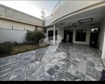 رشید آباد ملتان میں 5 کمروں کا 10 مرلہ مکان 1.75 کروڑ میں برائے فروخت۔