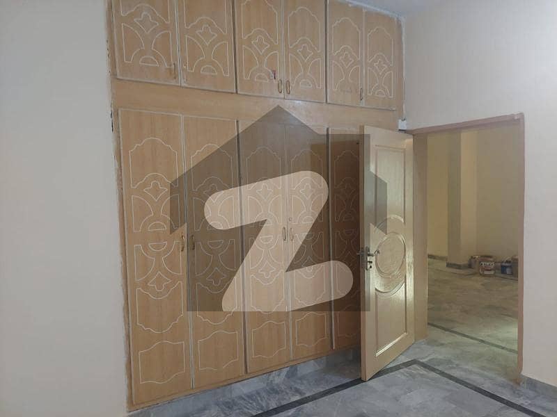 شہزاد ٹاؤن اسلام آباد میں 3 کمروں کا 8 مرلہ بالائی پورشن 75.0 ہزار میں کرایہ پر دستیاب ہے۔ شہزاد ٹاؤن اسلام آباد میں 3 کمروں کا 8 مرلہ بالائی پورشن 75.0 ہزار میں کرایہ پر دستیاب ہے۔