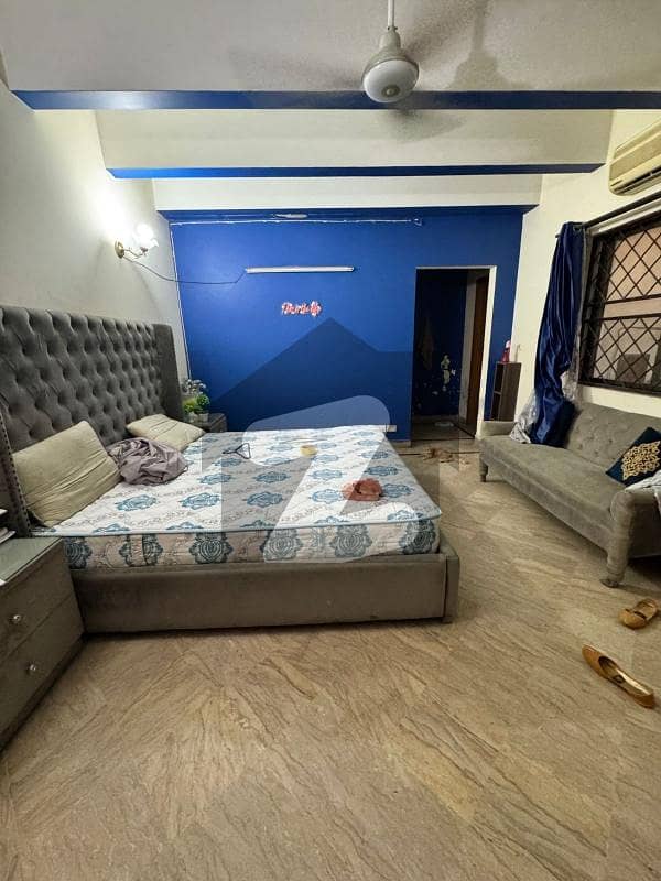 10 Marla House Available For Family