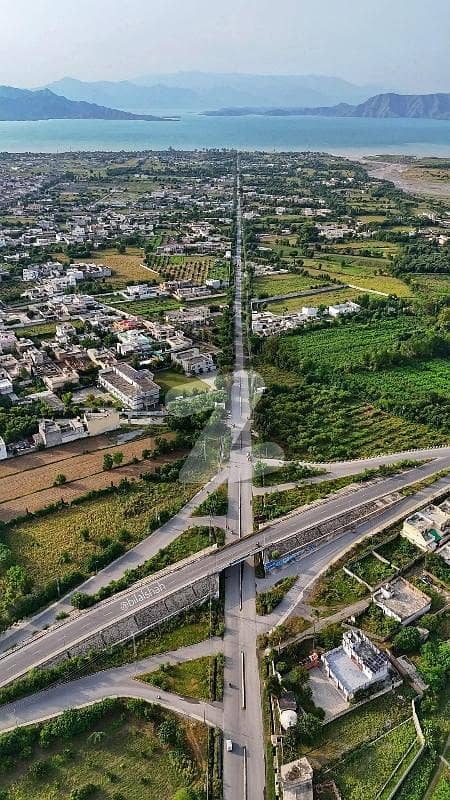 1 kanaaal Plot For Sale E16/2 islamabad