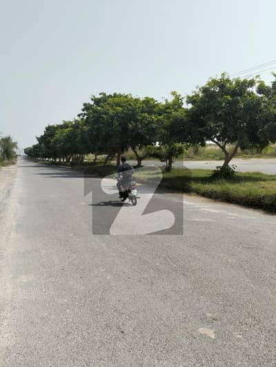 7 MARLA (30*60), 80 FT ROAD, CORNER PLOT FOR SALE