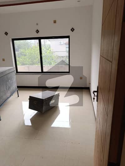 سوان گارڈن اسلام آباد میں 7 کمروں کا 1 کنال مکان 2.5 لاکھ میں کرایہ پر دستیاب ہے۔