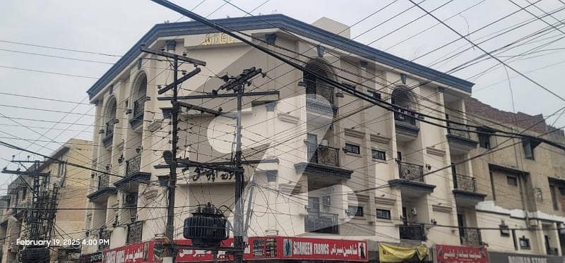 1 Bad Attached Bathroom Study Room Tv Lounge Kitchen