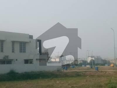 1 kanal Corner plot for sale in NFC 1 ( NE ) , Lahore.