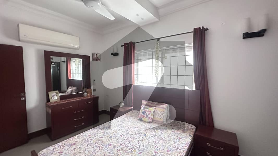 ایف ۔ 10 اسلام آباد میں 6 کمروں کا 1 کنال مکان 5.5 لاکھ میں کرایہ پر دستیاب ہے۔ ایف ۔ 10 اسلام آباد میں 6 کمروں کا 1 کنال مکان 5.5 لاکھ میں کرایہ پر دستیاب ہے۔