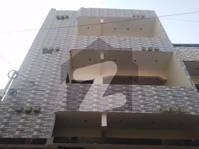 نارتھ کراچی - سیکٹر 7-D3 نارتھ کراچی,کراچی میں 8 کمروں کا 5 مرلہ مکان 2.5 کروڑ میں برائے فروخت۔ نارتھ کراچی - سیکٹر 7-D3 نارتھ کراچی,کراچی میں 8 کمروں کا 5 مرلہ مکان 2.5 کروڑ میں برائے فروخت۔