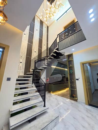 بحریہ ٹاؤن فیز 8 بحریہ ٹاؤن راولپنڈی,راولپنڈی میں 5 کمروں کا 7 مرلہ مکان 3.7 کروڑ میں برائے فروخت۔ بحریہ ٹاؤن فیز 8 بحریہ ٹاؤن راولپنڈی,راولپنڈی میں 5 کمروں کا 7 مرلہ مکان 3.7 کروڑ میں برائے فروخت۔