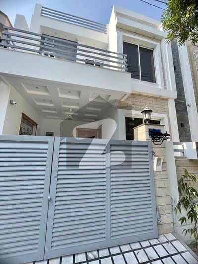 5 Marla Brand New House Available For Rent
