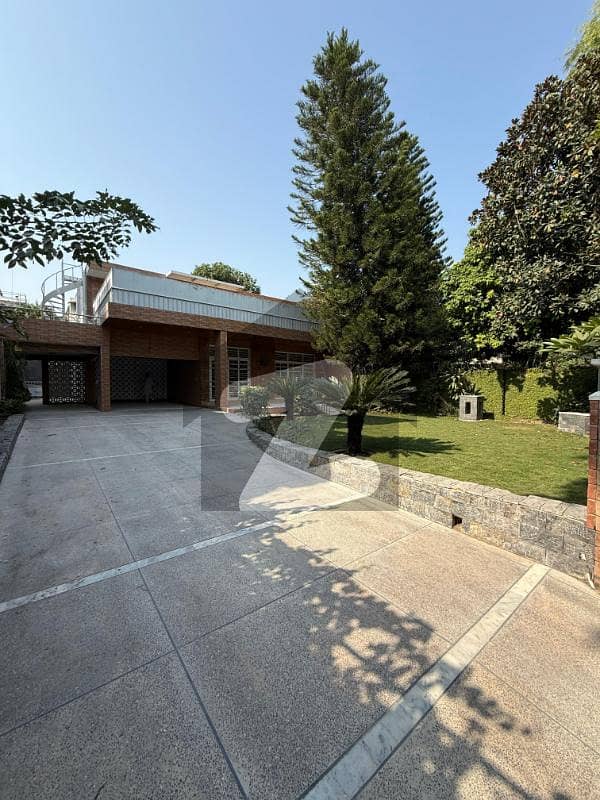 ایف ۔ 6 اسلام آباد میں 4 کمروں کا 1 کنال مکان 7.0 لاکھ میں کرایہ پر دستیاب ہے۔