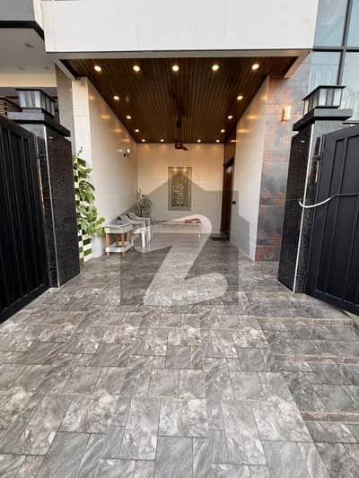 اتحاد ٹاؤن فیز ١ اتحاد ٹاؤن,رائیونڈ روڈ,لاہور میں 4 کمروں کا 5 مرلہ مکان 3.25 کروڑ میں برائے فروخت۔ اتحاد ٹاؤن فیز ١ اتحاد ٹاؤن,رائیونڈ روڈ,لاہور میں 4 کمروں کا 5 مرلہ مکان 3.25 کروڑ میں برائے فروخت۔