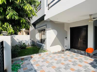 بش ایگزیکٹو ولاز ملتان میں 3 کمروں کا 7 مرلہ مکان 1.95 کروڑ میں برائے فروخت۔