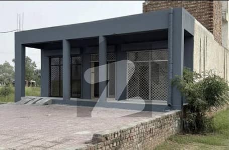 چنار باغ لاہور میں 7 مرلہ دکان 1.55 کروڑ میں برائے فروخت۔