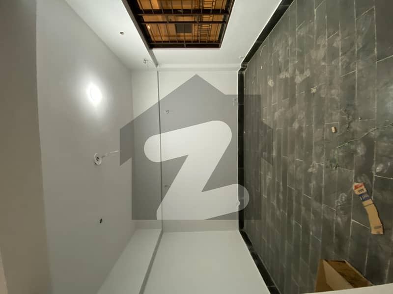 فلکناز ٹوئن ٹاور گلزارِ ہجری,سکیم 33,کراچی میں 2 کمروں کا 5 مرلہ فلیٹ 56.0 ہزار میں کرایہ پر دستیاب ہے۔