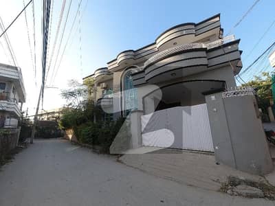 ڈیفنس روڈ راولپنڈی میں 4 کمروں کا 8 مرلہ مکان 2.7 کروڑ میں برائے فروخت۔ ڈیفنس روڈ راولپنڈی میں 4 کمروں کا 8 مرلہ مکان 2.7 کروڑ میں برائے فروخت۔