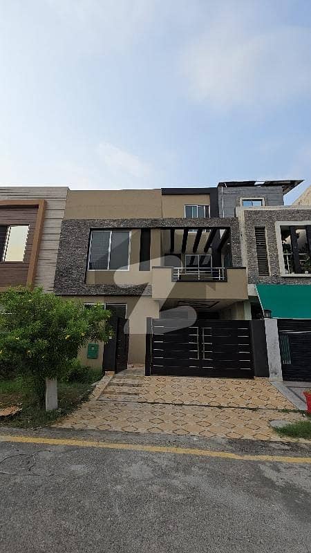 5Marla Used House Available For Sale