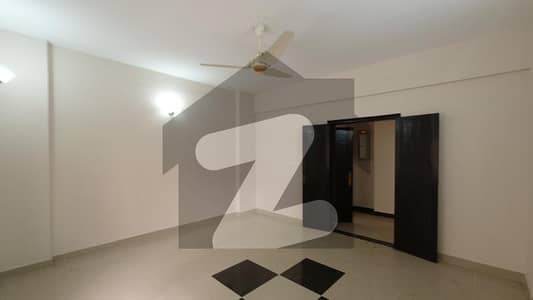 عسکری 5 - سیکٹر ایف عسکری 5,ملیر کنٹونمنٹ,کینٹ,کراچی میں 3 کمروں کا 12 مرلہ فلیٹ 4.0 کروڑ میں برائے فروخت۔ عسکری 5 - سیکٹر ایف عسکری 5,ملیر کنٹونمنٹ,کینٹ,کراچی میں 3 کمروں کا 12 مرلہ فلیٹ 4.0 کروڑ میں برائے فروخت۔