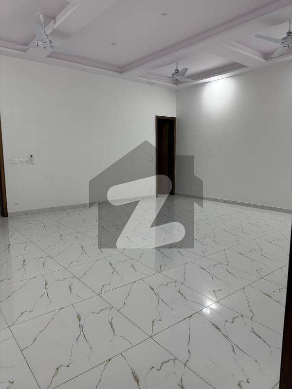 ایف ۔ 6 اسلام آباد میں 3 کمروں کا 1 کنال بالائی پورشن 4.52 لاکھ میں کرایہ پر دستیاب ہے۔ ایف ۔ 6 اسلام آباد میں 3 کمروں کا 1 کنال بالائی پورشن 4.52 لاکھ میں کرایہ پر دستیاب ہے۔