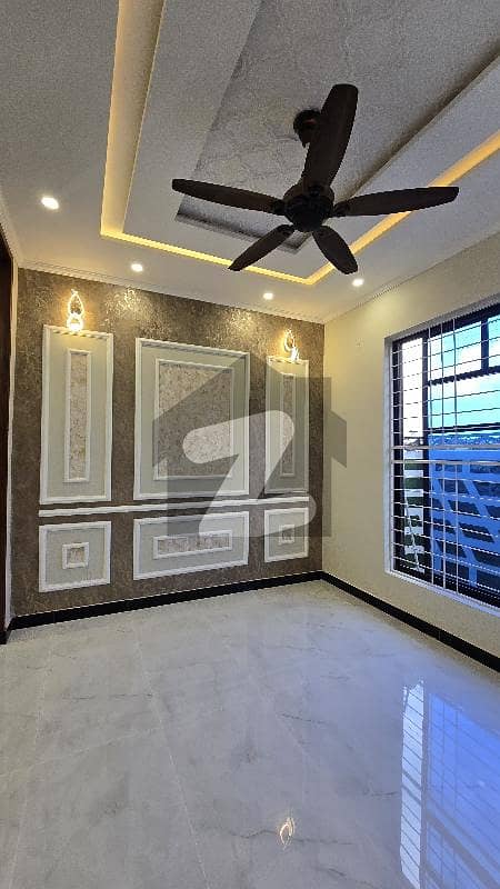 5 Marla House Available For Sale