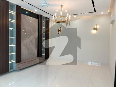 بحریہ ٹاؤن سیکٹر سی بحریہ ٹاؤن,لاہور میں 3 کمروں کا 5 مرلہ مکان 65.0 ہزار میں کرایہ پر دستیاب ہے۔ بحریہ ٹاؤن سیکٹر سی بحریہ ٹاؤن,لاہور میں 3 کمروں کا 5 مرلہ مکان 65.0 ہزار میں کرایہ پر دستیاب ہے۔