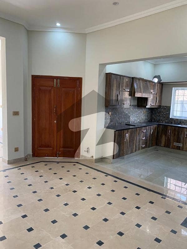 10 Marla full house for rent