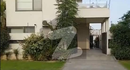 One Kanal Upper Portion DHA Phase 6 Lahore