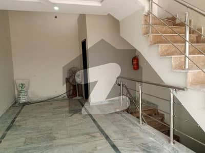 2 Marla Plaza For Rent Excellent Location