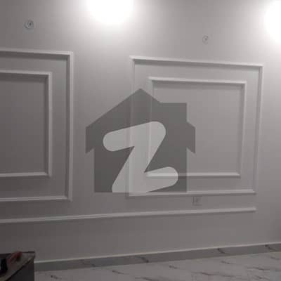 مصطفیٰ ٹاؤن لاہور میں 2 کمروں کا 3 مرلہ دفتر 80.0 ہزار میں کرایہ پر دستیاب ہے۔