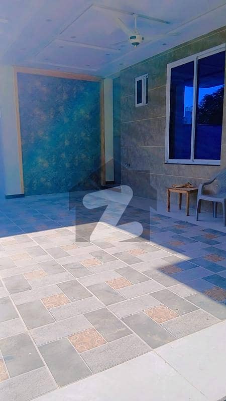 UPPER PORTION FOR RENT IN G-13/2 UPPER PORTION FOR RENT IN G-13/2