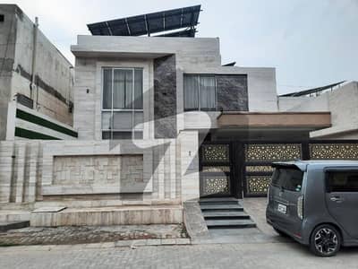 1 Kanal Triple Storey House Near EME Society On Kanal Road In Aabpara Cooperative Society Lahore