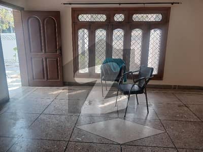 F11 Size 500 Ground Portion 3 Beds Rent 235000