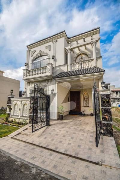 Near Park And Mosque 5 Marla With Beautiful Lavish House For Sale In Dha 9 Town Near Park And Mosque 5 Marla With Beautiful Lavish House For Sale In Dha 9 Town