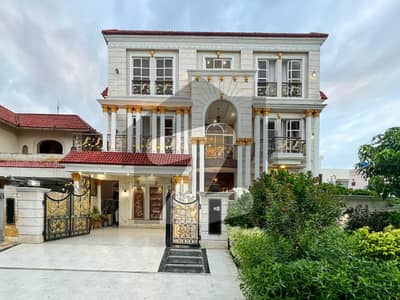 1 Kanal Slightly Used Ultra Spanish House With Gas For Rent in the Heart of Lake City Block M-3 1 Kanal Slightly Used Ultra Spanish House With Gas For Rent in the Heart of Lake City Block M-3