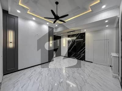 زراج ہاؤسنگ سکیم اسلام آباد میں 3 کمروں کا 16 مرلہ بالائی پورشن 1.05 لاکھ میں کرایہ پر دستیاب ہے۔ زراج ہاؤسنگ سکیم اسلام آباد میں 3 کمروں کا 16 مرلہ بالائی پورشن 1.05 لاکھ میں کرایہ پر دستیاب ہے۔