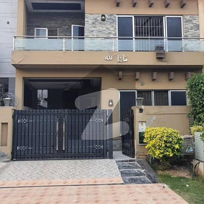 DHA Phase 5 Block D Double Unit House for Rent 6.5 Marla Classy Interior Designed Full House with High-Quality Materials, Modern Kitchens, and Decorative Ceilings Secure and Peaceful Living! DHA Phase 5 Block D Double Unit House for Rent 6.5 Marla Classy Interior Designed Full House with High-Quality Materials, Modern Kitchens, and Decorative Ceilings Secure and Peaceful Living!