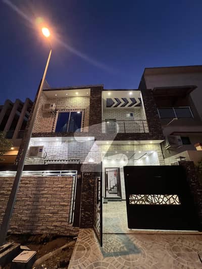 سٹی ہاؤسنگ سکیم جہلم میں 4 کمروں کا 5 مرلہ مکان 1.1 لاکھ میں کرایہ پر دستیاب ہے۔