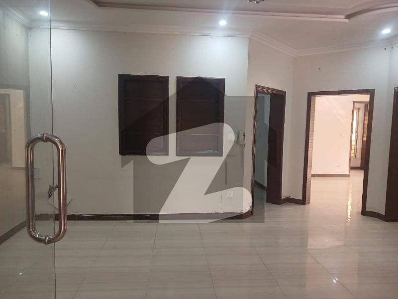 10 Marla House with basement Available For Rent