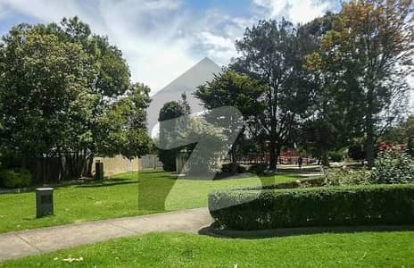 5 Marla Clear Plot For Sale