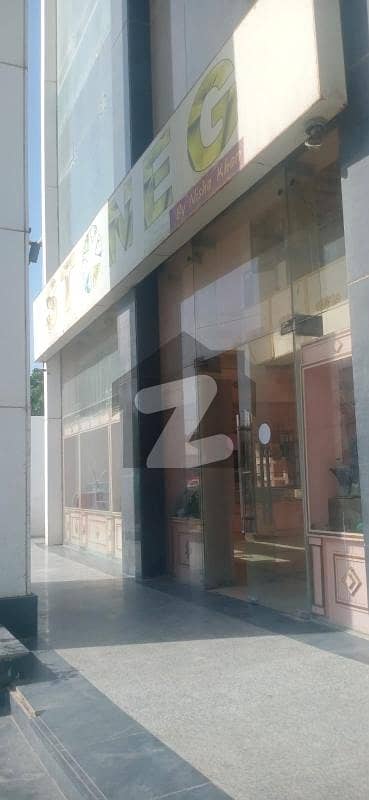 Showroom Plaza For Sale In COM 3, Clifton Karachi Prime Commercial Investment Opportunity!