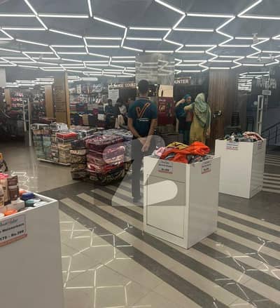 اسلام آباد ایکسپریس وے اسلام آباد میں 0 مرلہ دکان 60.0 لاکھ میں برائے فروخت۔