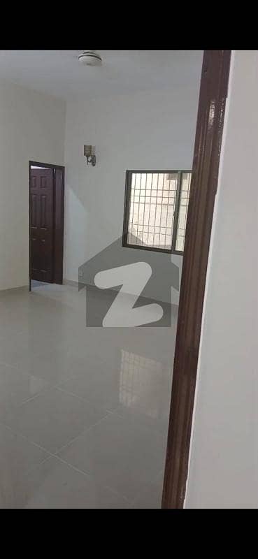 Spacious 4 Bedroom Drawing Room Lounge Portion For Sale In PECHS Block 6 Near Jheel Park